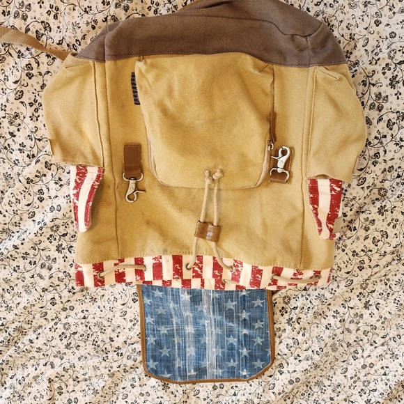 Field and Co canvas laptop rucksack Americana patriotic - Picture 10 of 10